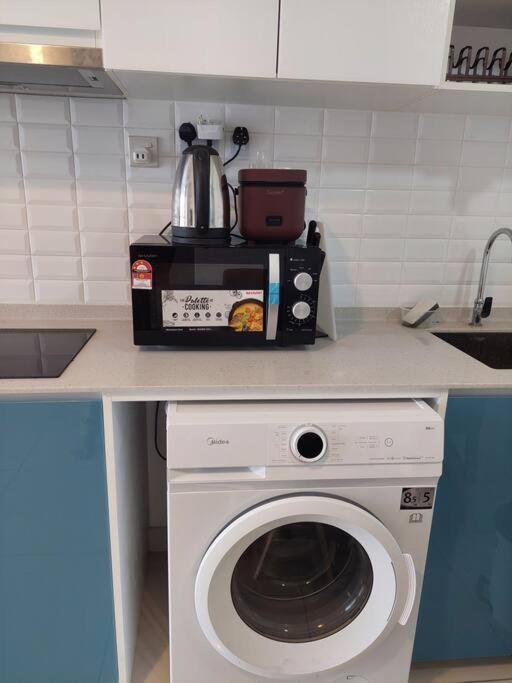 Continew Residensi 5 Min Walking To Ikea Cheras, My Town Mall, Mrt Cochrane. Kuala Lumpur