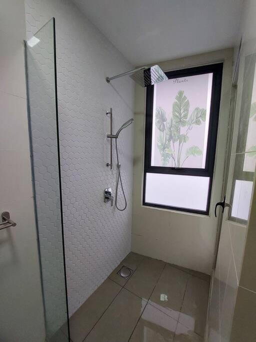 Continew Residensi 5 Min Walking To Ikea Cheras, My Town Mall, Mrt Cochrane. Pangsapuri Kuala Lumpur