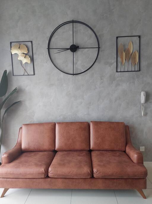 Pangsapuri Continew Residensi 5 Min Walking To Ikea Cheras, My Town Mall, Mrt Cochrane. *