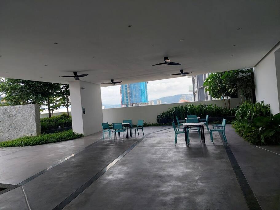 Continew Residensi 5 Min Walking To Ikea Cheras, My Town Mall, Mrt Cochrane. Pangsapuri
